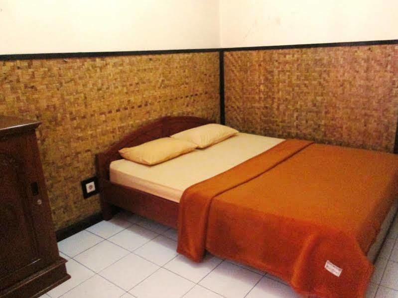 Lingga Guest House Jayagiri Лембанг Екстер'єр фото